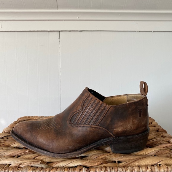 Frye Western Ankle Bootie Brown Leather - Picture 2 of 7